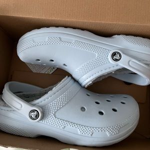 light blue fur lined crocs